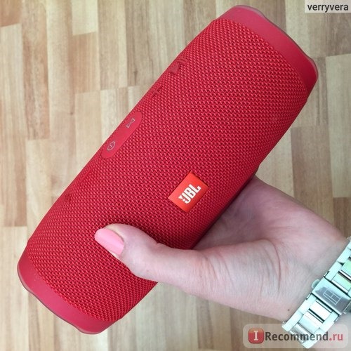  Портативная колонка JBL Charge 3 фото