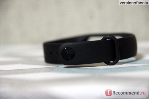 Фитнес-браслет Xiaomi Mi Band 2 фото