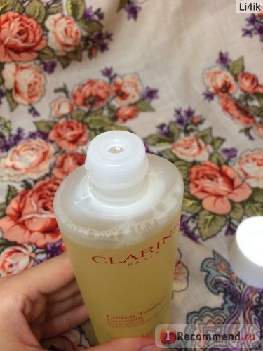 Тоник Clarins Toning Lotion With Camomile фото