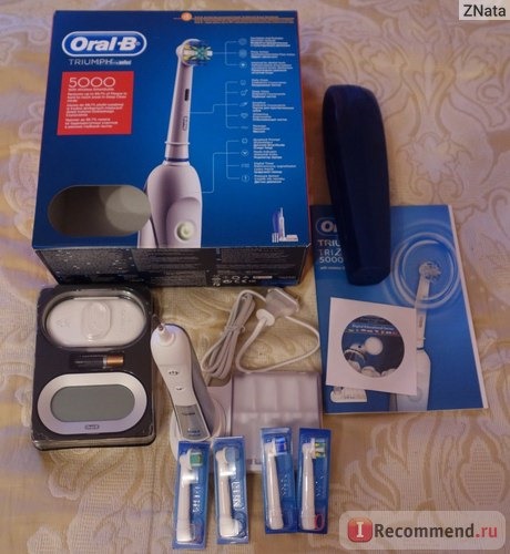 Комплектация щетки Braun Oral-B Triumph 5000