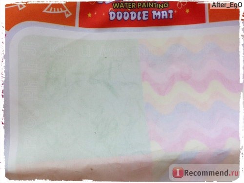 Aliexpress Набор для рисования водой. Aquadoodle Aqua Doodle Drawing Mat&1 Magic Pen/Water Drawing Replacement Mat фото