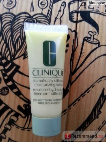 Уникальное увлажняющее средство Clinique Dramatically Different Moisturizing Lotion + фото