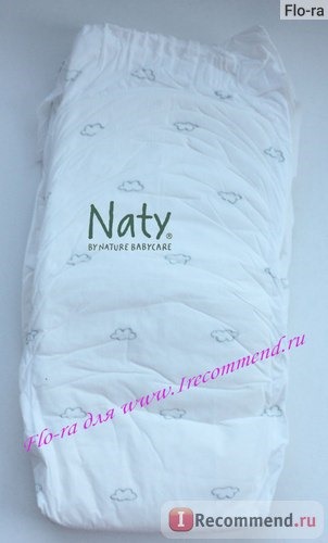 Подгузники Naty by Nature Babycare. Вид сзади.
