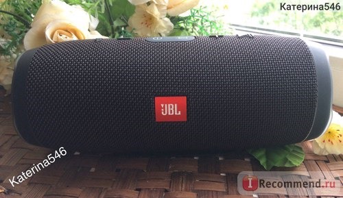  Портативная колонка JBL Charge 3 фото