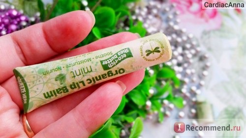 Бальзам для губ Organic essence Organic Lip Balm Mint фото