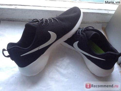 Женские кроссовки Nike Roshe Run фото