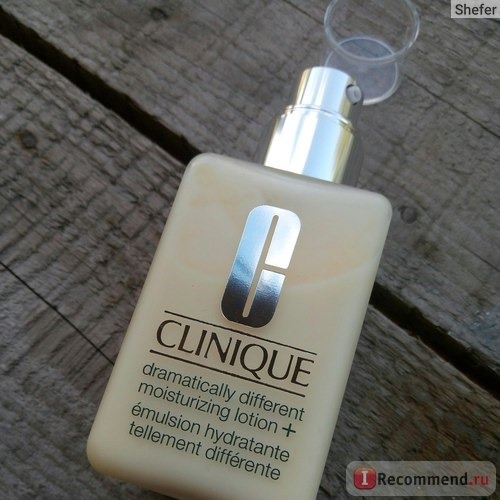 Уникальный увлажняющий гель CLINIQUE Dramatically Different Moisturizing Gel фото