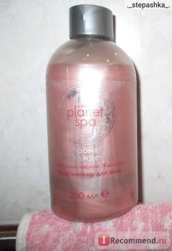 Пена-эликсир для ванн Avon с эфирным маслом жасмина 