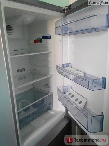 Двухкамерный холодильник BEKO CN328220 S фото
