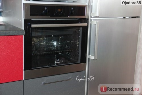 Электрический духовой шкаф Electrolux EOB 55351AX фото