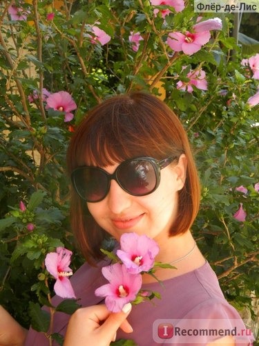Солнцезащитные очки Oriflame Полька фото