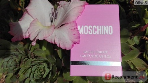 Moschino Fresh Pink фото