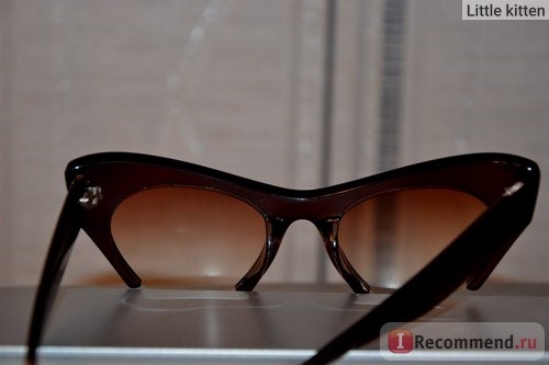 Солнцезащитные очки Aliexpress New Fashion Sunglasses Women Vintage Designer Cat Eye Sunglasses Plastic Rim Retro Sun Glasses For Girls Oculos De Sol Z29 фото