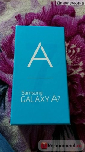 Мобильный телефон Samsung Galaxy A7 фото