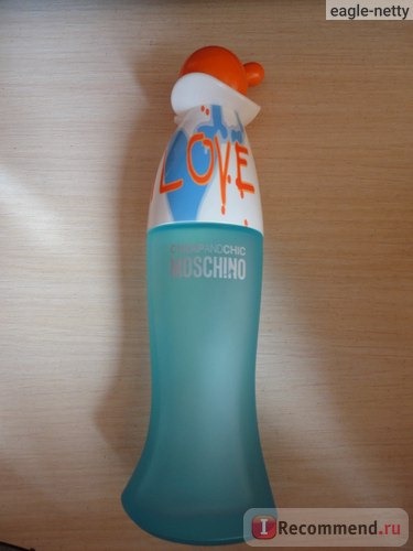 Moschino Cheap and Chic I Love Love фото