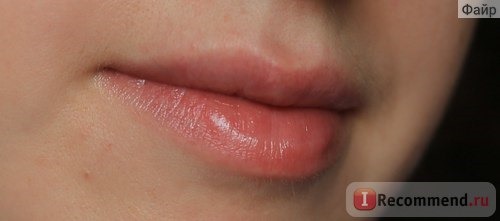 Бальзам для губ EOS Pomegranate Raspberry (Гранат и малина) фото