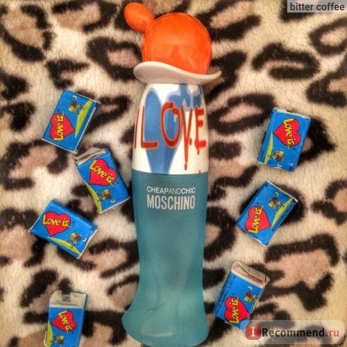 Moschino Cheap and Chic I Love Love фото