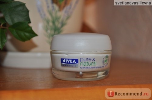 Крем для лица дневной NIVEA Pure&natural успокаивающий для сухой и чувствительной кожи фото