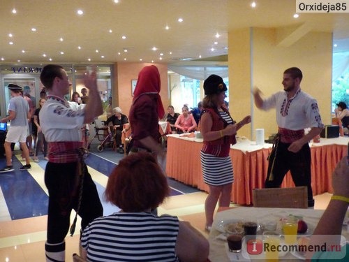 Болгарские танцы на вечере болгарской кухни