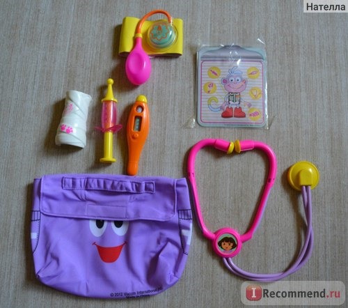 Fisher-Price Набор доктора Dora the Explorer Check-Up Kit фото