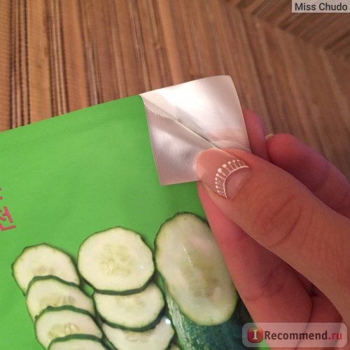 Тканевая маска для лица Holika Holika Pure Essence Mask Sheet Cucumber фото