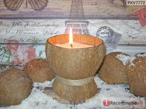 Эко-свеча ручной работы Aromatte COCONUT в скорлупе кокоса с ванилью фото
