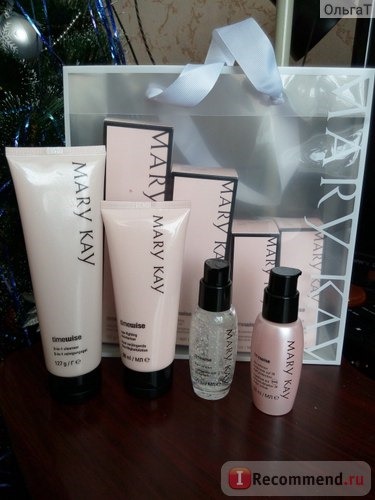 Набор средств Mary Kay Чудо-набор для ухода за кожей лица фото