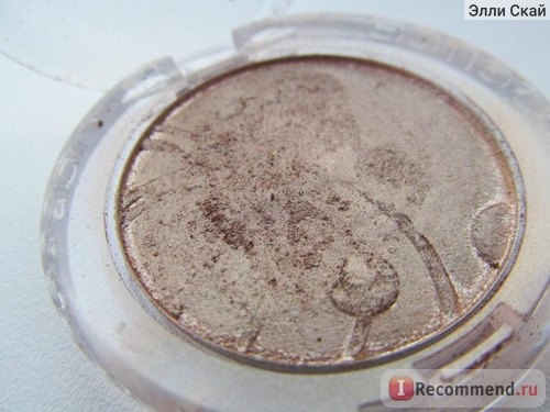 Тени Essence EYESHADOW фото