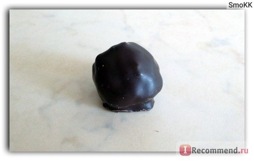 Конфеты Микаелло Мандарин в бело-темной шоколадной глазури фото