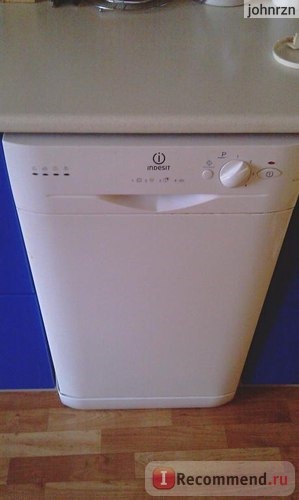 Посудомоечная машина Indesit IDL 40 фото