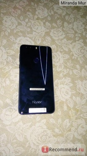 Мобильный телефон Huawei Honor 8 фото