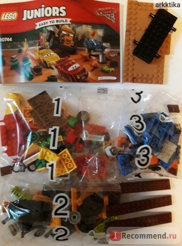 Lego Juniors 10744 Thunder Hollow Crazy 8 Race/Гонка Сумасшедшая восьмерка фото