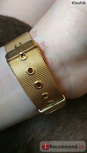 Наручные часы Aliexpress 2017 New Hot Sell Brand SOXY Gold Wrist Watch Simple Style Mesh Belt Women Quartz Watches Fashion Hollow Designer Ladies Watches фото