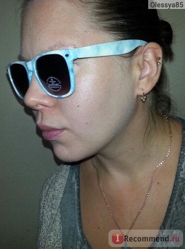 Очки солнечные ASOS Square Sunglasses with Cloud Print фото