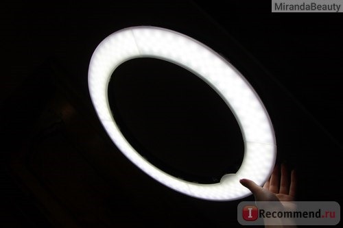 Лампа светодиодная DivaRing кольцевой свет LED240 для визажистов фото