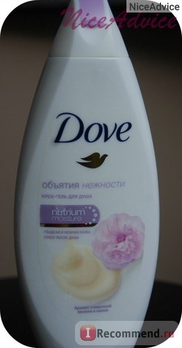 Крем-гель для душа Dove Объятия нежности «Сливочная ваниль и пион» фото