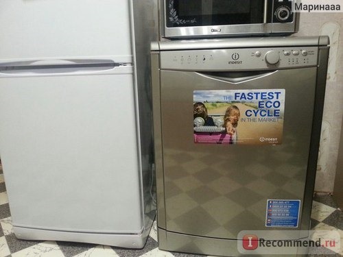 Посудомоечная машина Indesit DFG 26B1 NX EU фото