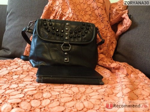 Сумка Aliexpress Vintage Sheepskin Women Messenger Bag Genuine Leather Small Women Bag Stud Designer High Quality Crossbody Purses and handbag фото