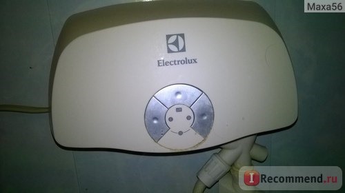 Водонагреватель проточный Electrolux SMARTFIX 2,0 фото