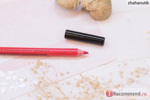 Карандаш для губ Nyx Slide On Lip Pencil (SLLP)