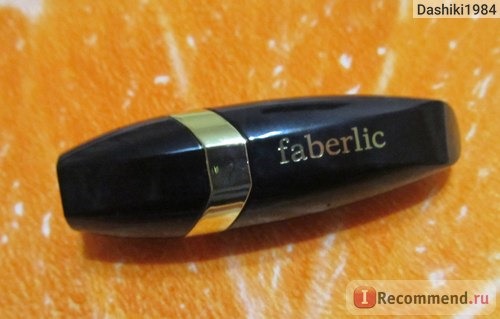 Губная помада Faberlic Сатиновая 