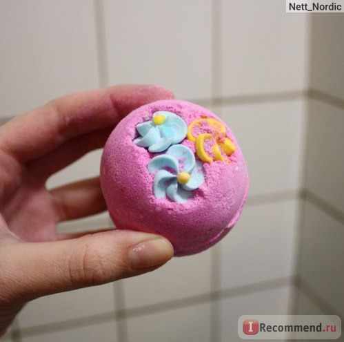 Бомба для ванны Lush (Пинк) Pink