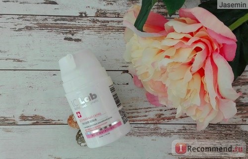 Дозатор деликатного скраба для лица I.C.Lab Individual Cosmetic Rich Nutrition с живыми клетками альпийской розы.