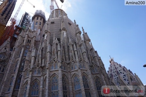 Испания, Барселона, Храм Святого Семейства фото