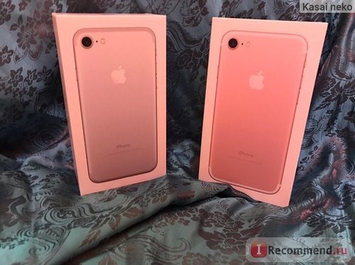 Мобильный телефон Apple iPhone 7 фото