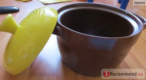 Кастрюля Wellberg с крышкой