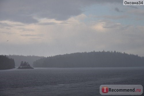 Уезжаем из Валаама. Пошел дождь.