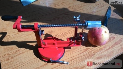 Яблокорезка Aliexpress Пилер 3в1 3 in 1 Apple Slinky Machine Peeler Corer Potato Fruit Cutter Slicer Kitchen Tool фото