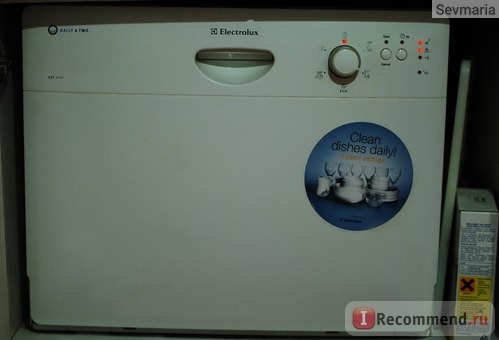 Компактная посудомоечная машина Electrolux ESF 2420 фото