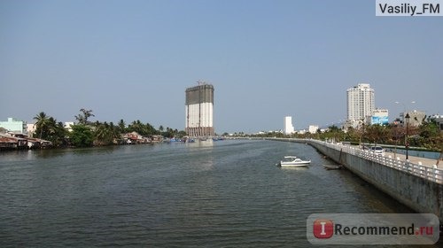 Вид с одного из мостов Нячанга